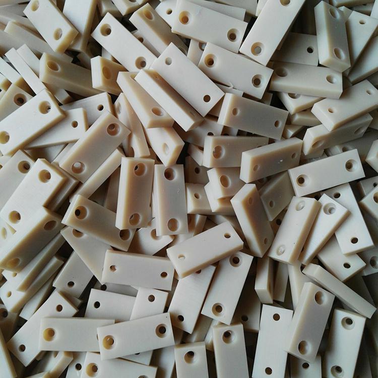 常見(jiàn)PA尼龍制品在工作中的特性